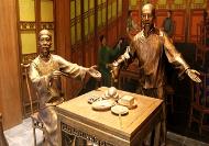 北京雕塑公司：對于商業(yè)雕塑來說，玻璃鋼雕塑有哪些特點