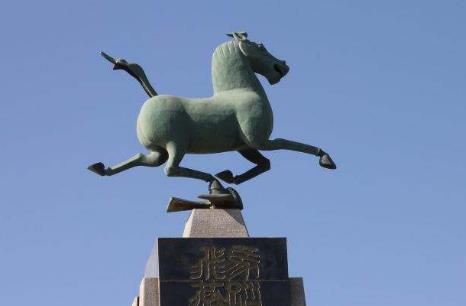城市雕塑應(yīng)該怎么保護？呼吁大眾提升責任心